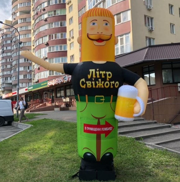 Inflatable waving man 340 cm street advertising waving bearded man