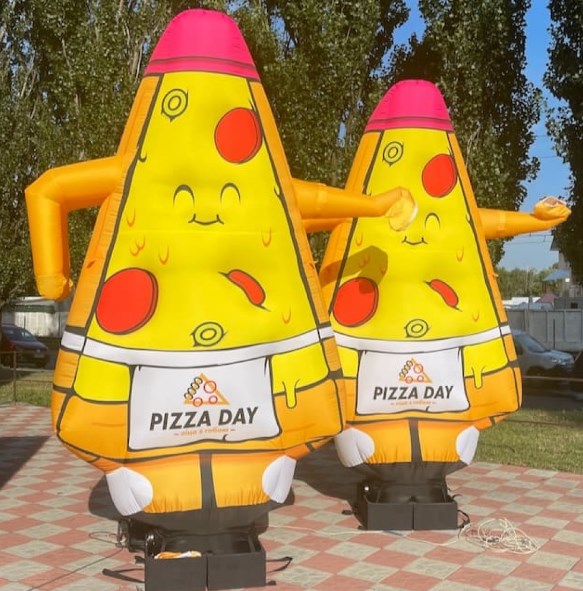 Inflatable waving pizza man 340 cm with fan for pizzeria