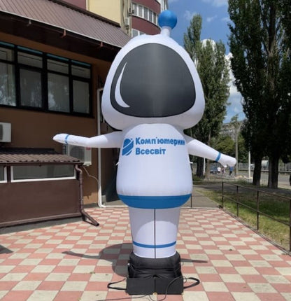 Inflatable astronaut aeroman 340 cm for outdoor advertising of electronics store