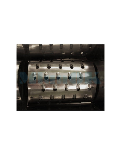 Ręczna przecinarka bębnowa Koza-Nova z nogami (do warzyw, owoców, roślin okopowych)