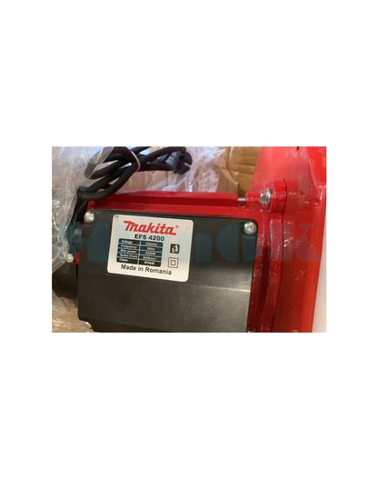 Kruszarka paszowo-krusząca do ziarna Makita EFS 4200 (4,2 kW, ziarno, rośliny okopowe)